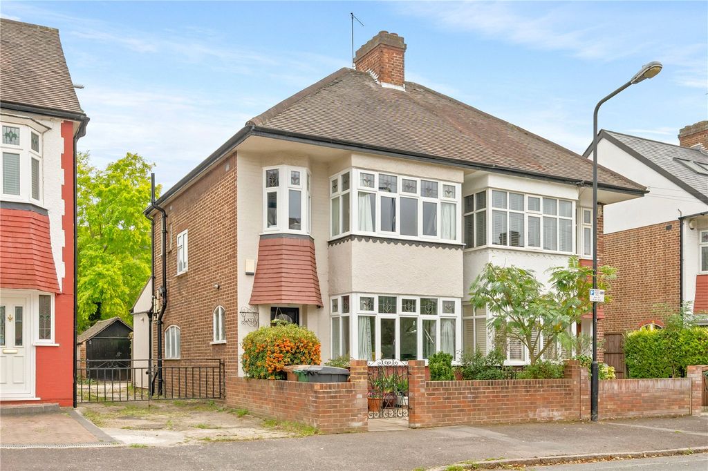 Property photo 1 of 20 Picture No. 23