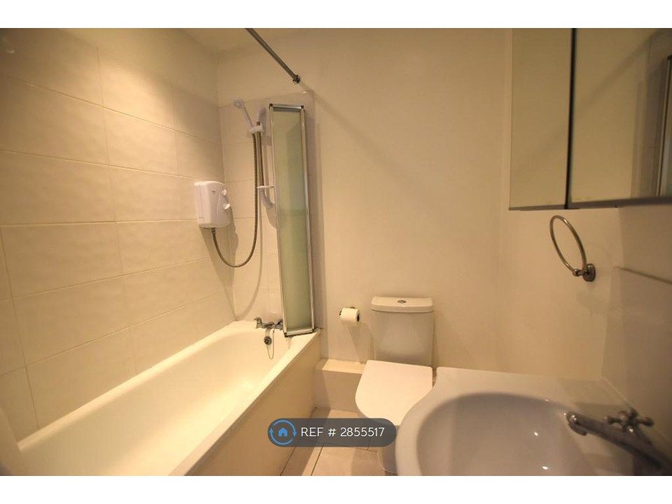 Property photo 3 of 3