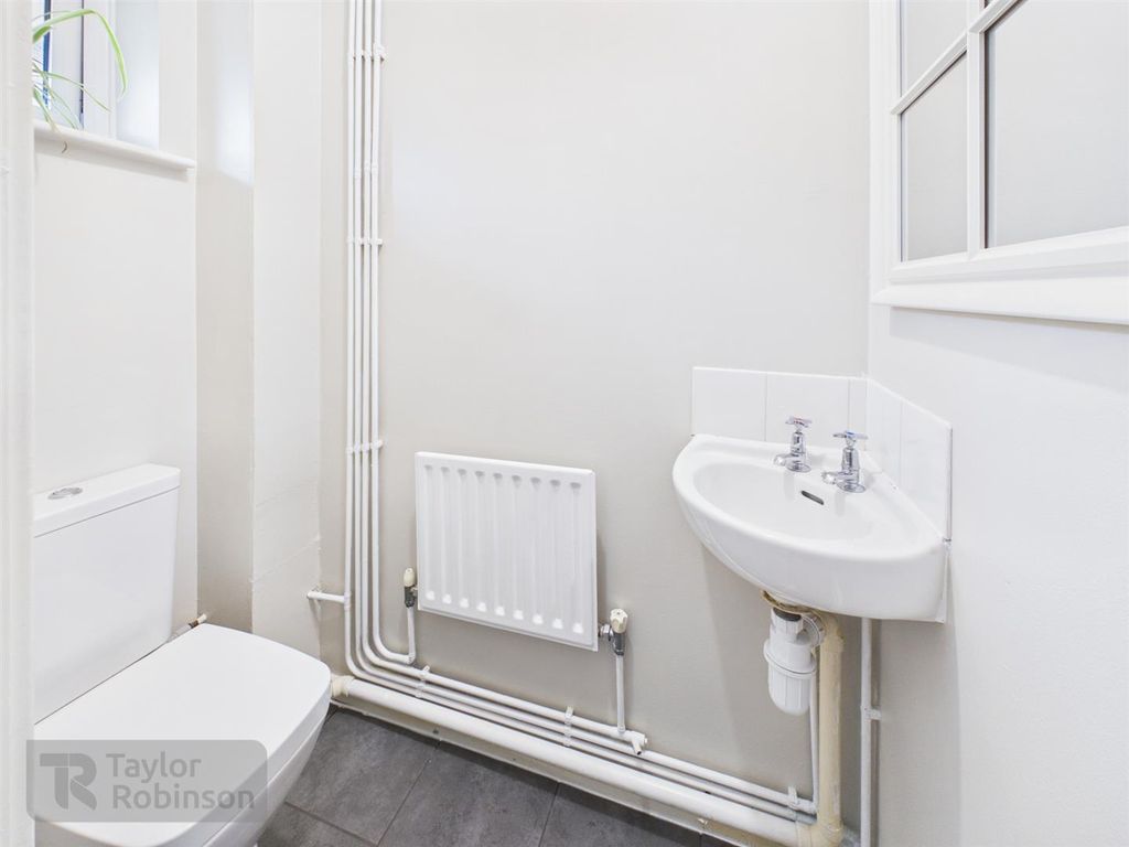 Property photo 3 of 16 13