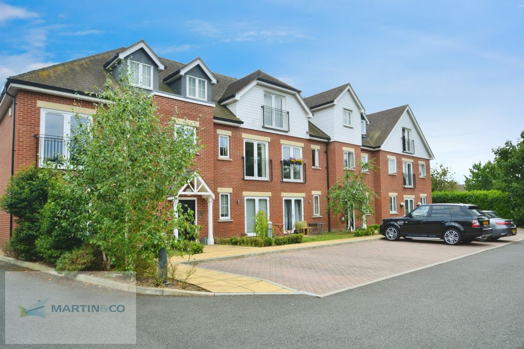 Property photo 1 of 11 B40c820A-9