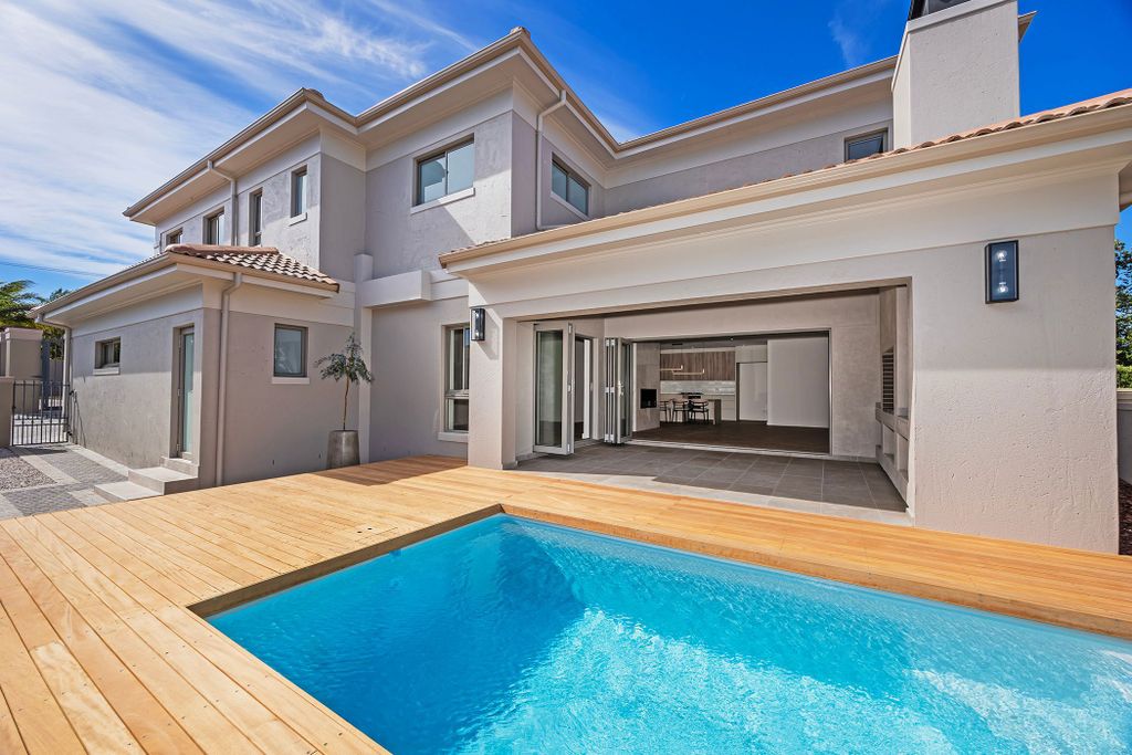 Property photo 1 of 62 Dbv1723826