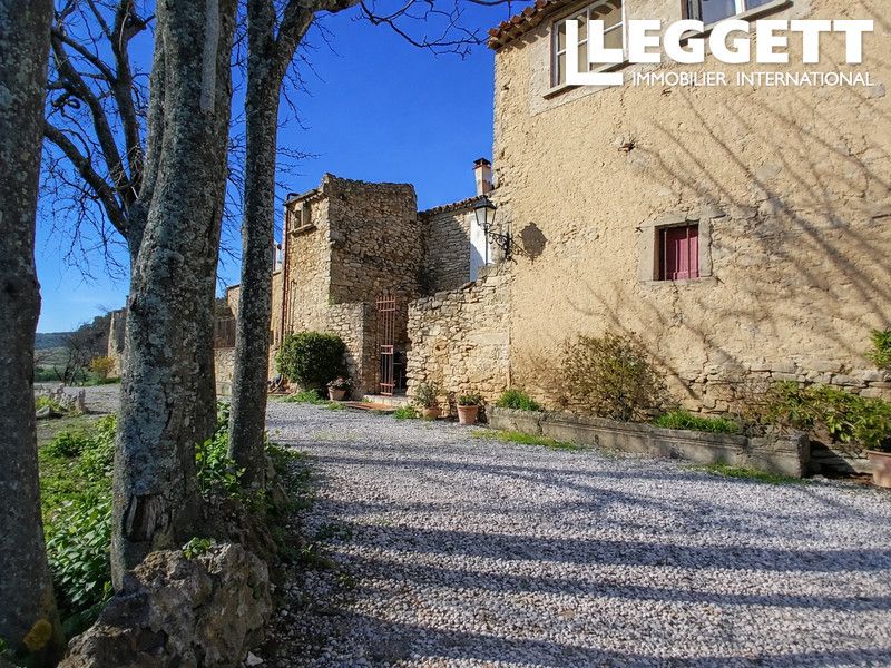 Property photo 2 of 10