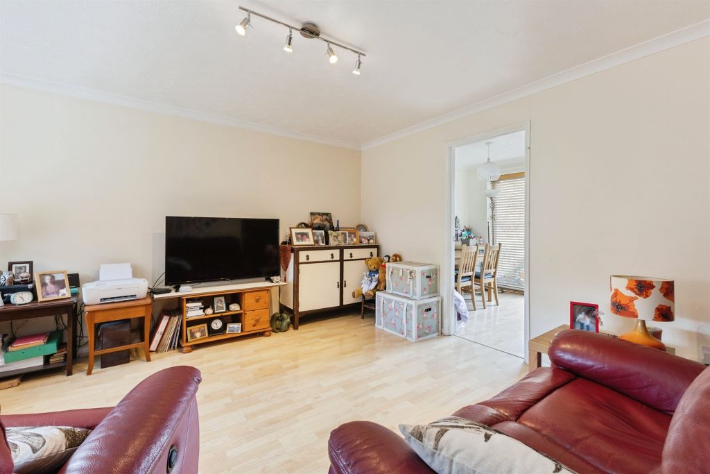 Property photo 2 of 18