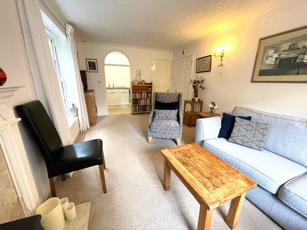Property photo 3 of 22