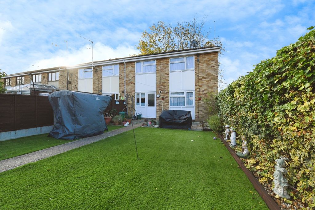 Property photo 2 of 15 Photo