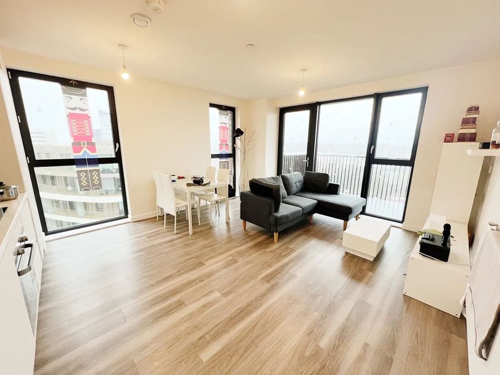 Property photo 1 of 5