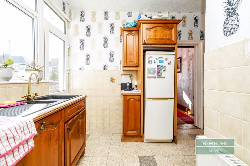 Property photo 3 of 15 Photo 7