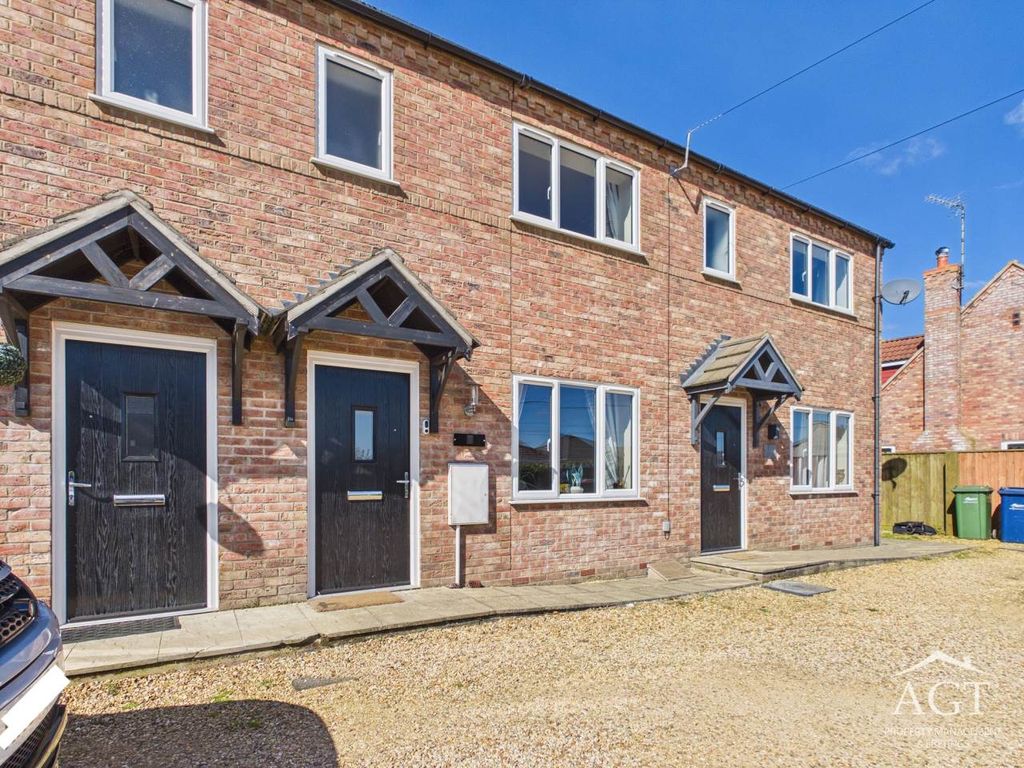 Property photo 1 of 14 Front Of House