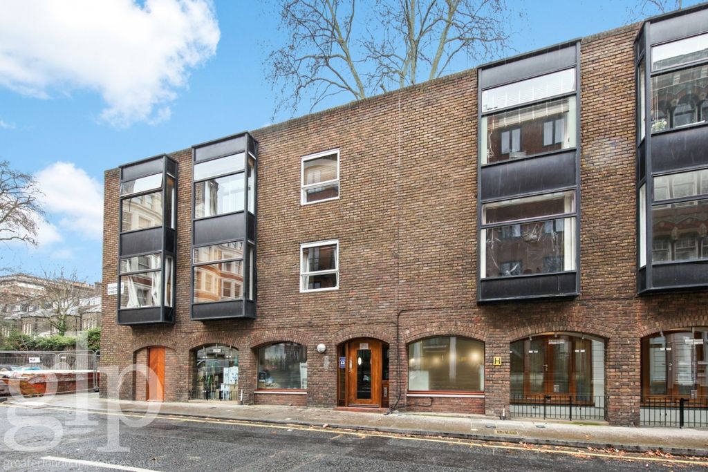 Property photo 3 of 15 995434