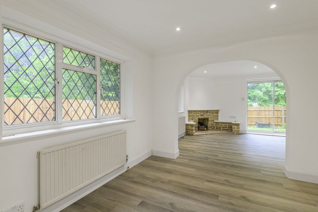 Property photo 3 of 14 845441 (3)