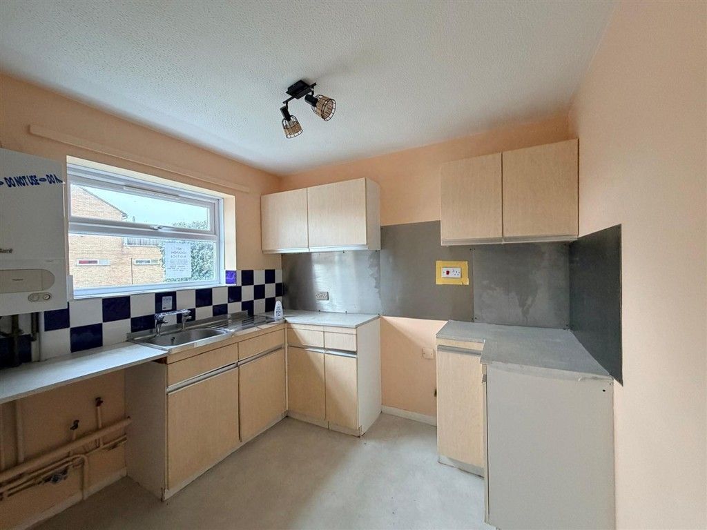 Property photo 3 of 9