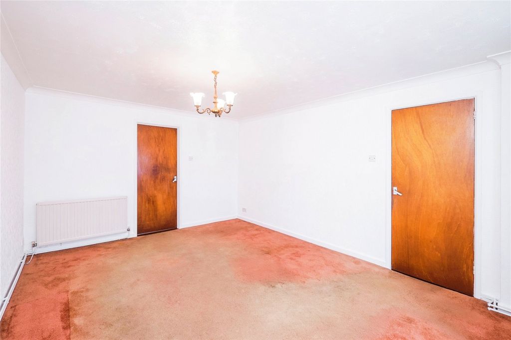 Property photo 3 of 13 Living Room