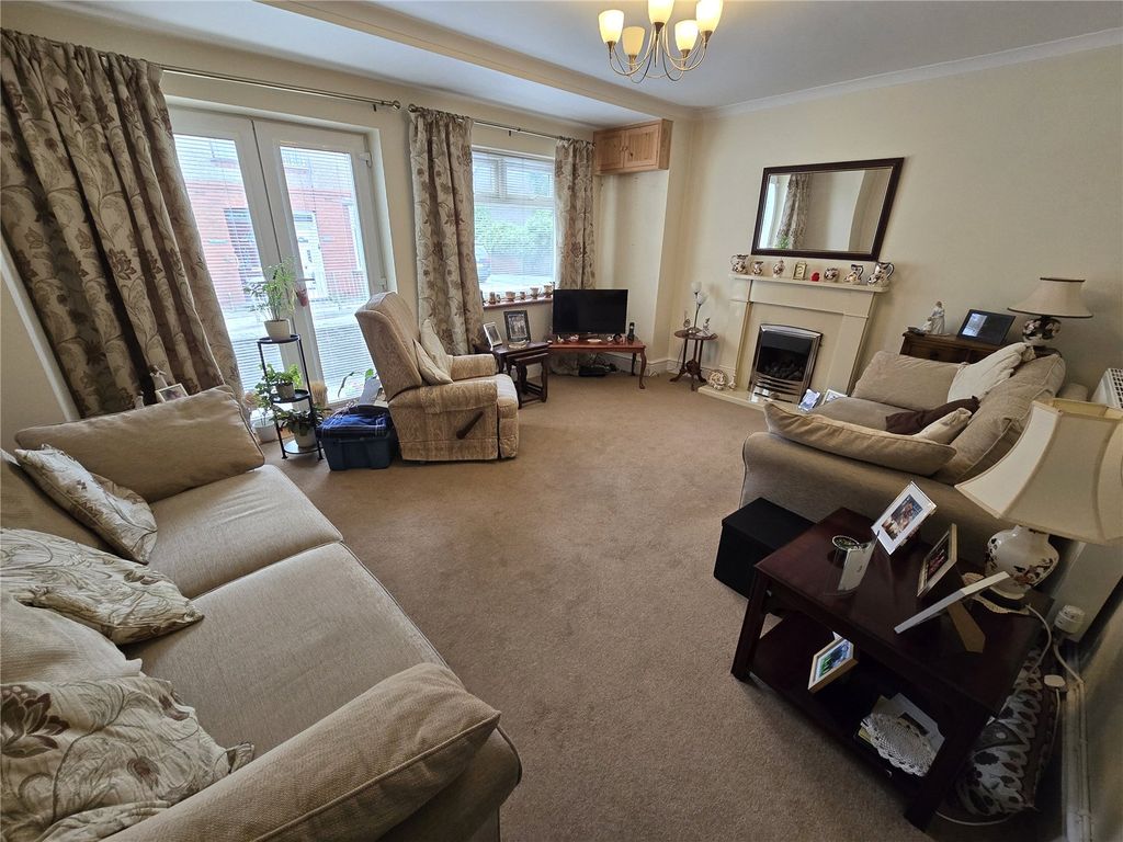 Property photo 2 of 19 Picture No. 07