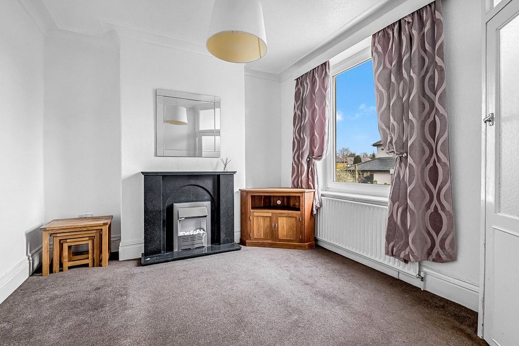 Property photo 3 of 20 Living Room