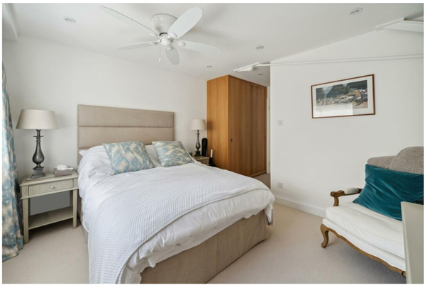 Property photo 2 of 9 Photo 1