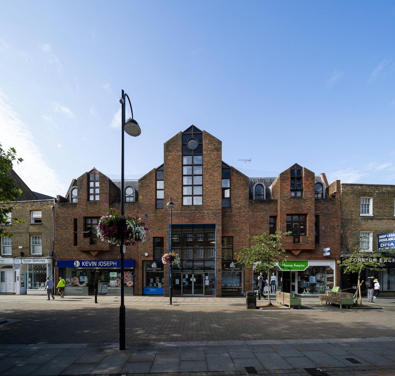 Property photo 1 of 44 Uxbridge Library 4.Jpg