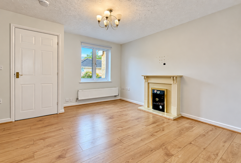 Property photo 3 of 9 1Ffd2F55-Db09-42A6-A28E-Caebe6C1F3C9