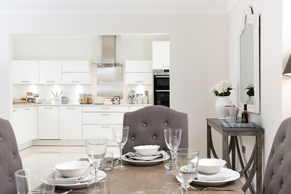 Property photo 1 of 7 Dining Room