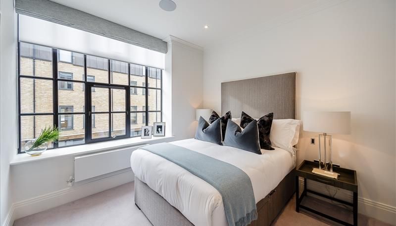 Property photo 3 of 6 Principle Bedroom.Jpg