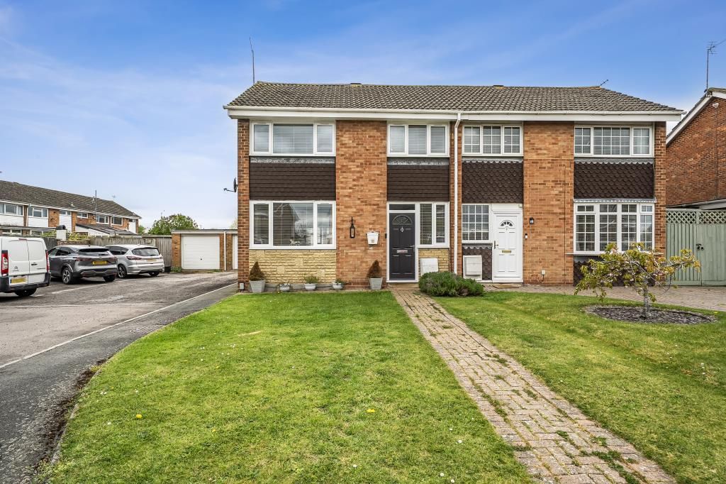 Property photo 1 of 20 External Front