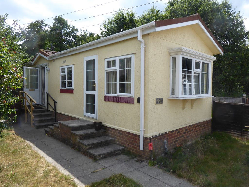 Property photo 1 of 4