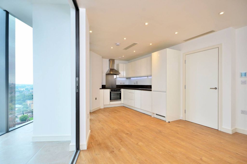 Property photo 2 of 5