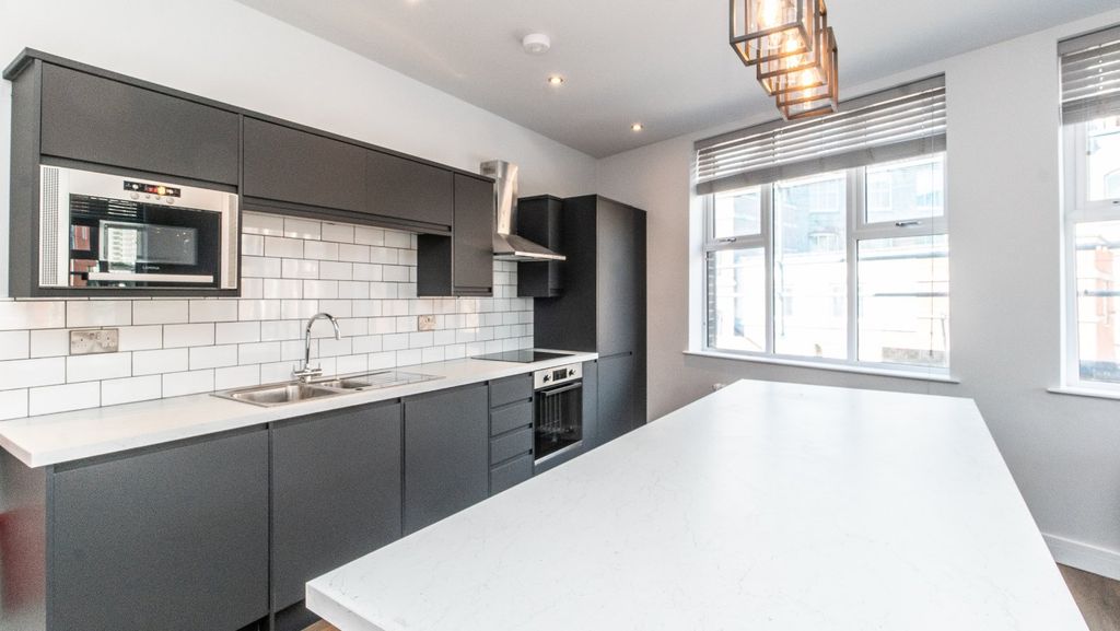 Property photo 1 of 10 Picture No. 17