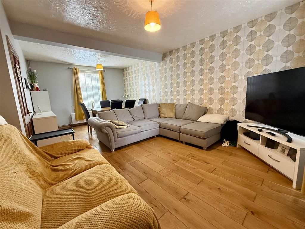 Property photo 3 of 21 Img_9186.Jpeg