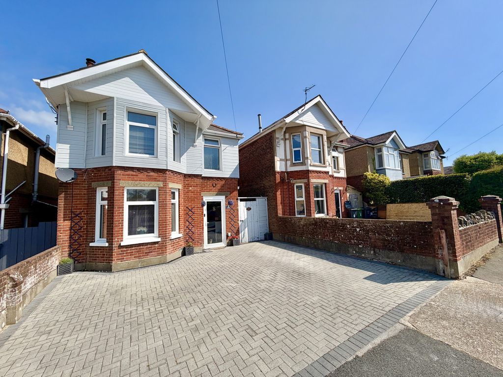 Property photo 1 of 23