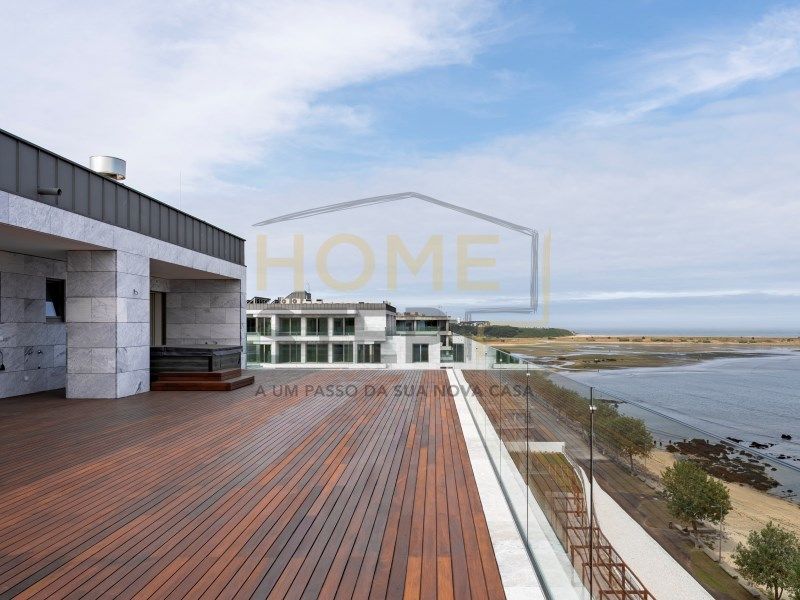 Property photo 2 of 53