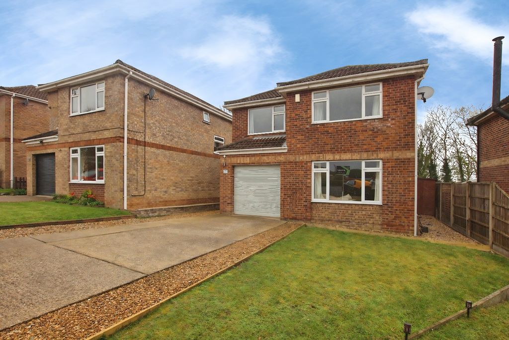 Property photo 1 of 31 4575100