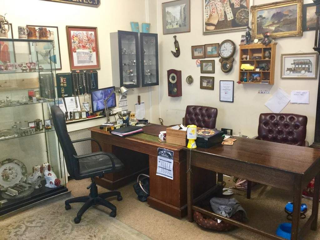 Property photo 2 of 4