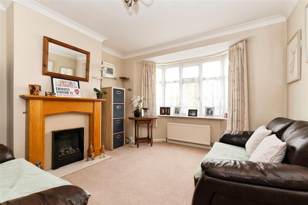 Property photo 2 of 15 Living Room