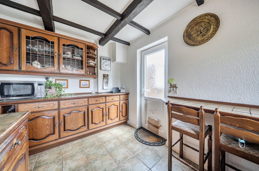 Property photo 2 of 13 14975589