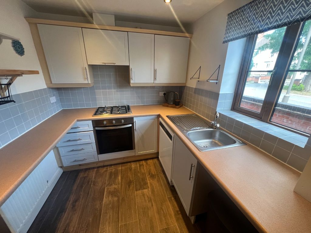 Property photo 2 of 11 4423663