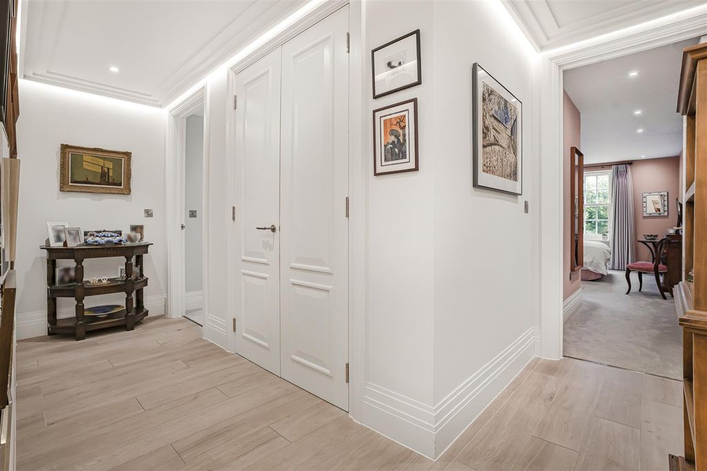 Property photo 3 of 29 2_62134.Jpg