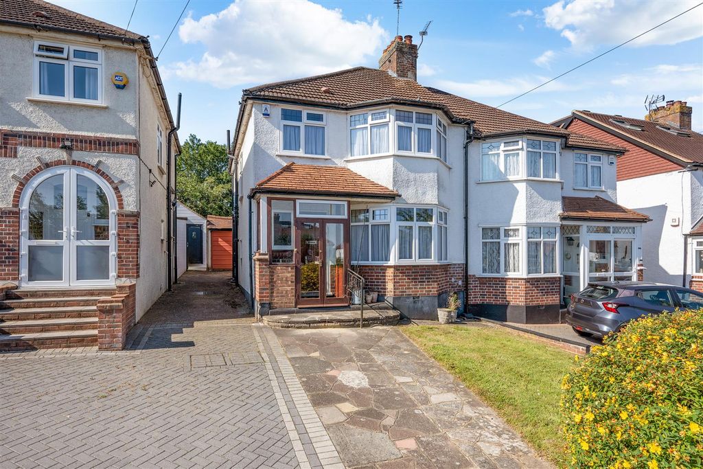 Property photo 1 of 16 Winkworth Road, 110- (1).Jpg