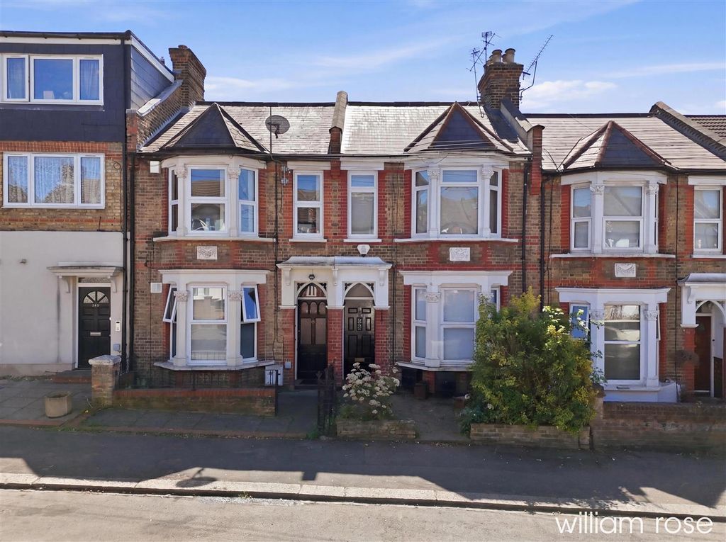 Property photo 1 of 11 1_002_Dji_20260430122918_0428_d_Reedit_B67168Bc_Au