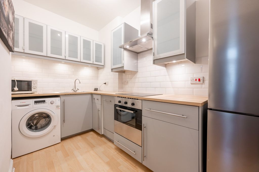 Additional image 9 of 2 bed flat to rentWhite Street, Partick, Glasgow G11