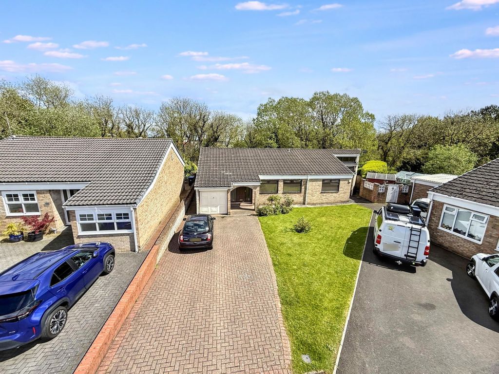 Property photo 1 of 26