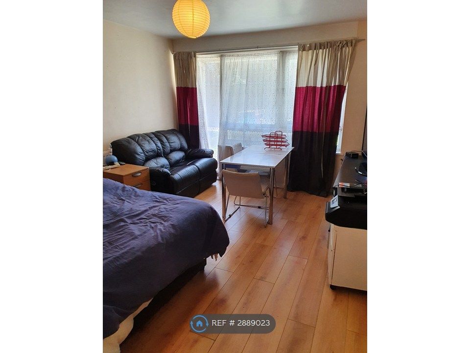 Property photo 3 of 9