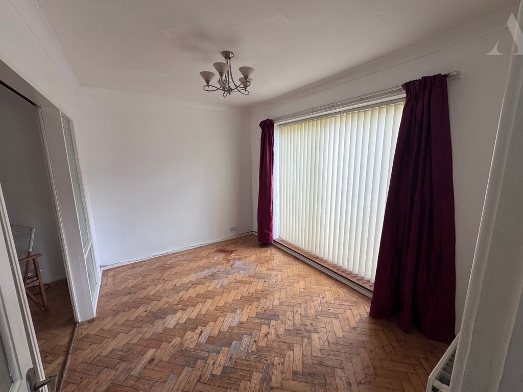 Property photo 3 of 14 17 Tanhouse Farm Road Reception Room 2