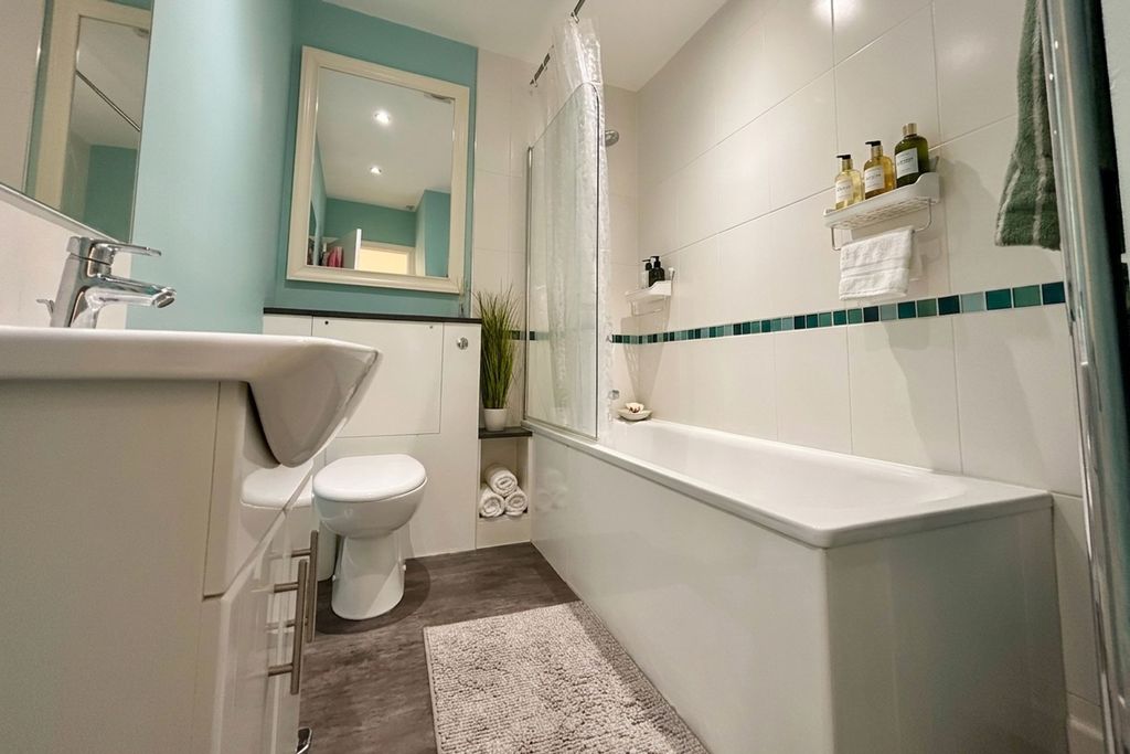 Additional image 13 of 3 bed terraced house for saleLower Market Street, Penryn TR10