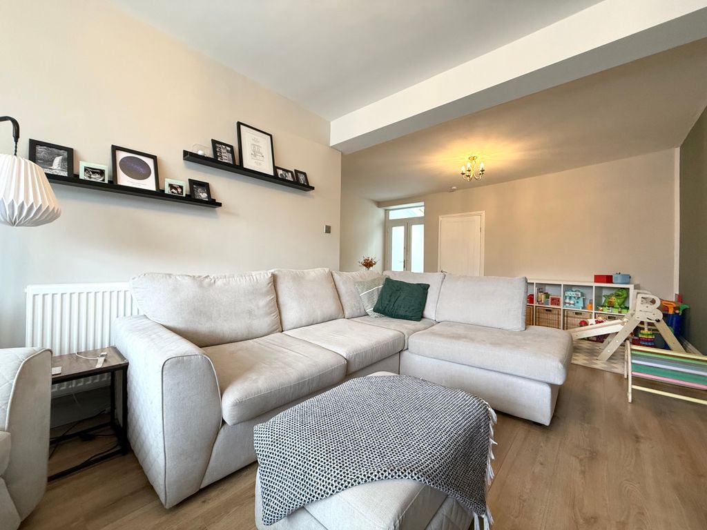 Property photo 3 of 15 Img_8585.Jpeg