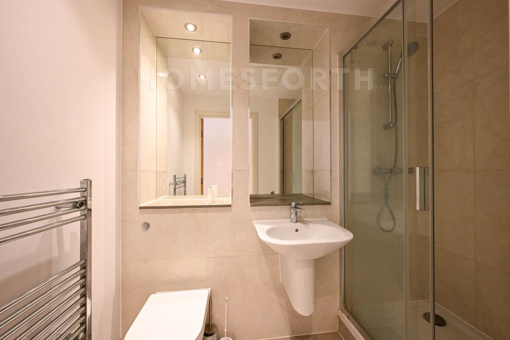 Property photo 3 of 11 Photo 5