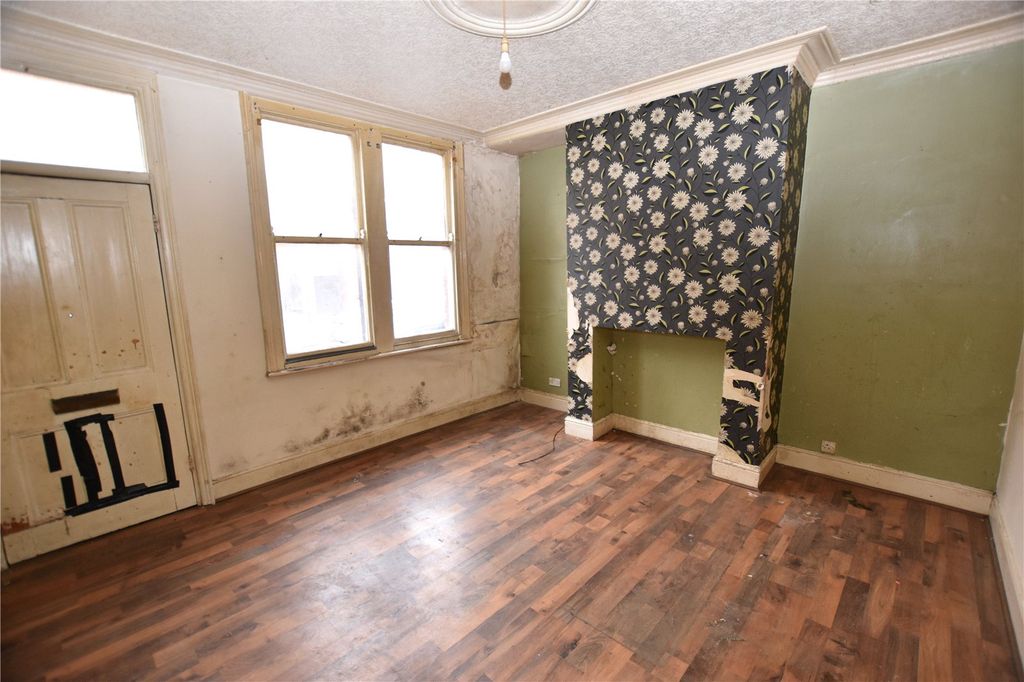Property photo 2 of 11 Picture No. 02