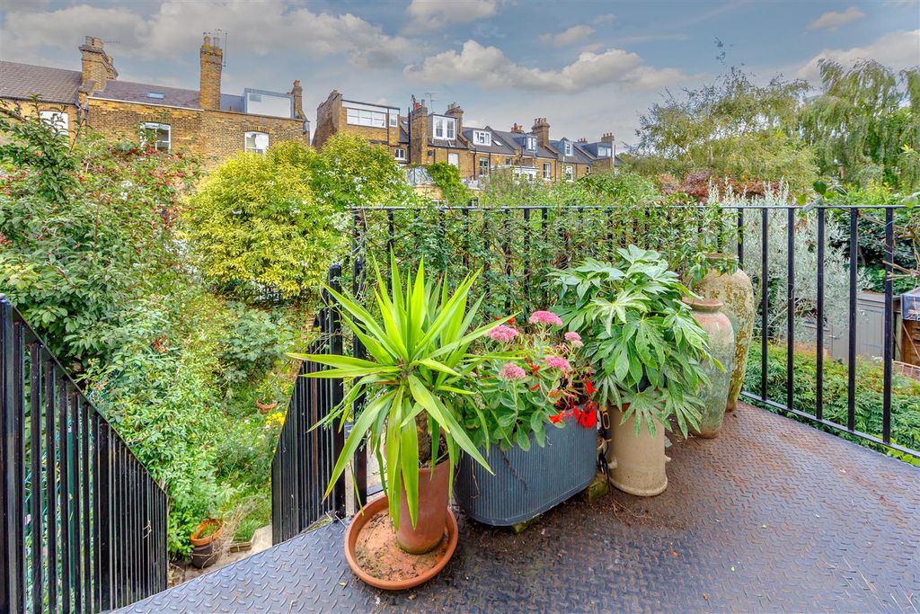 Property photo 3 of 17 0012.Jpg