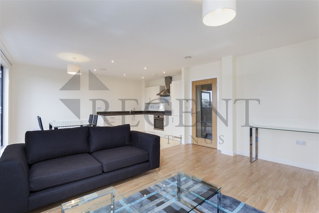 Property photo 2 of 8 Open Plan