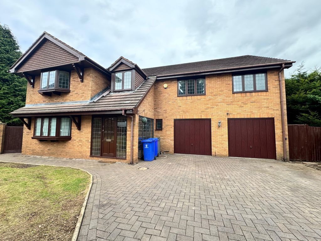 Property photo 1 of 27 Front