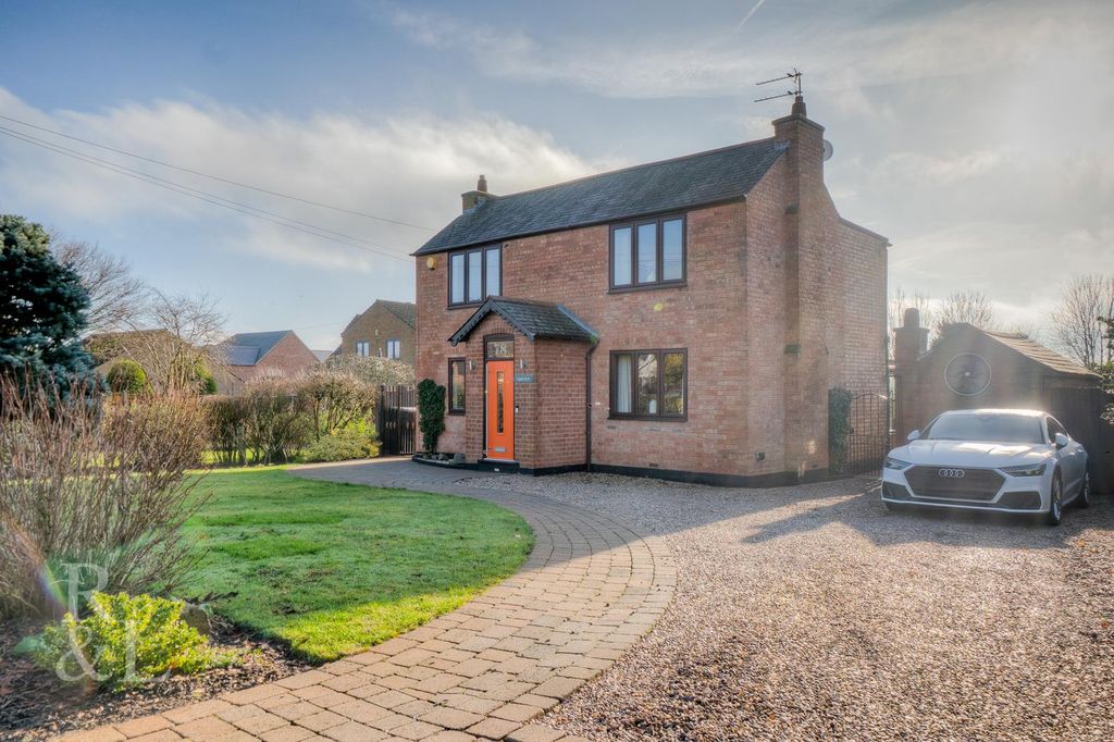 Property photo 1 of 39 Batched  (50).Jpg